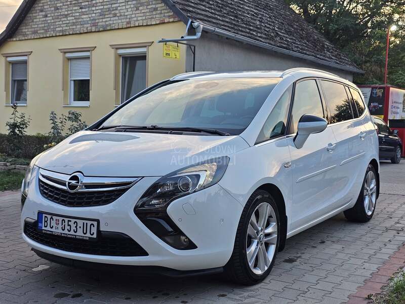 Opel Zafira 2.0 CDTI COSMO