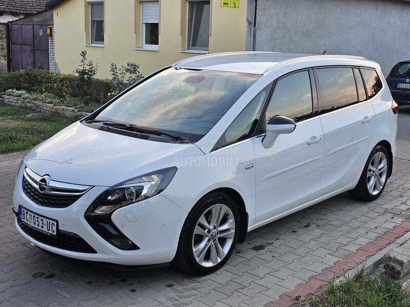 Opel Zafira 2.0 CDTI COSMO