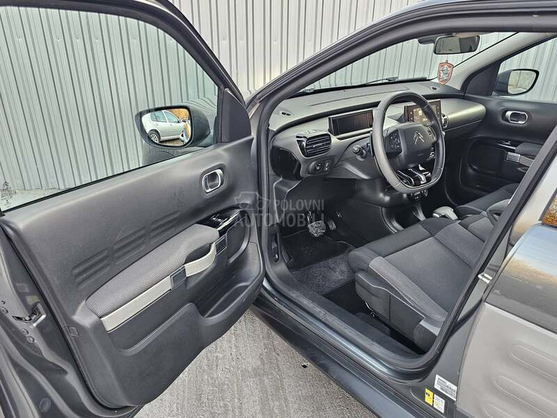 Citroen C4 Cactus 1.2b /AUT0MATIK/