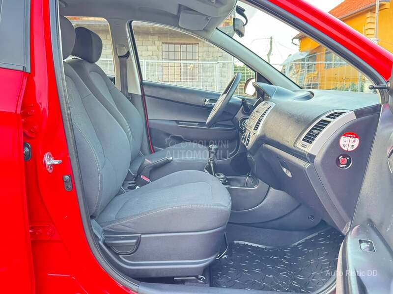 Hyundai i20 T O P  BESPREK0RAN