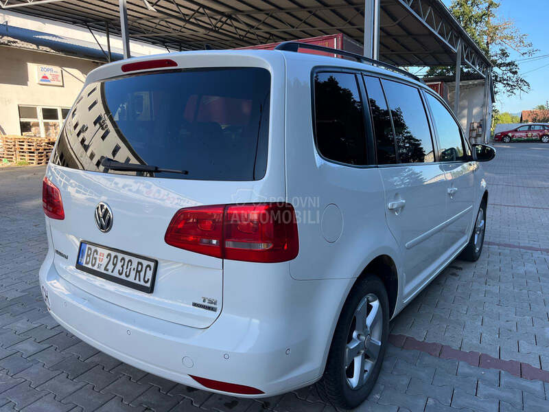 Volkswagen Touran 1.4 DSG
