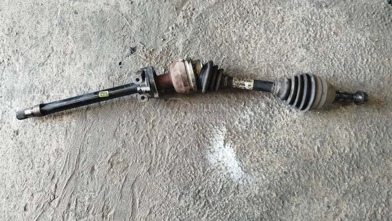 Desna poluosovina 1.7 81kw