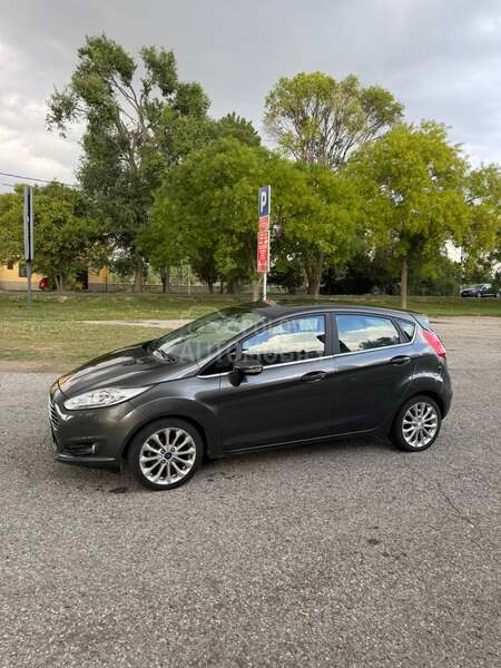 Ford Fiesta 1.5TDCi/TITANIUM/T0P
