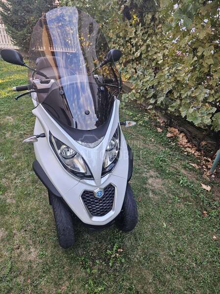 Piaggio Mp3 300 Lt
