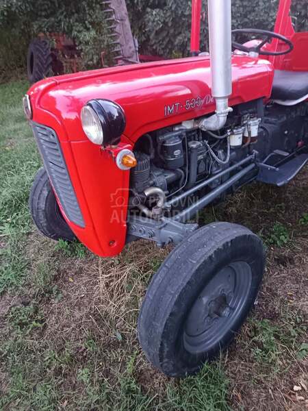 Massey Ferguson 533