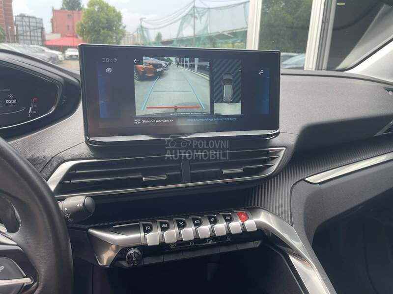 Peugeot 3008 1.2 B Autom