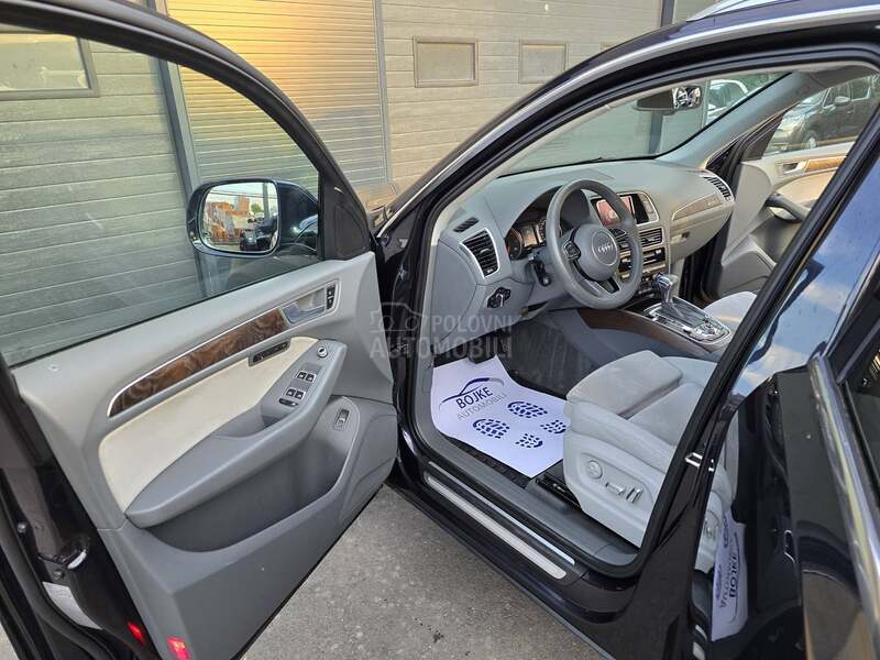 Audi Q5 2.0TDI S-LINE