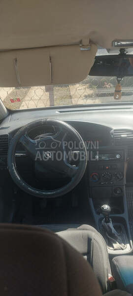 Opel Zafira 