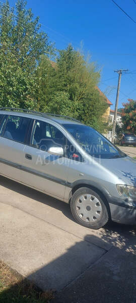 Opel Zafira 