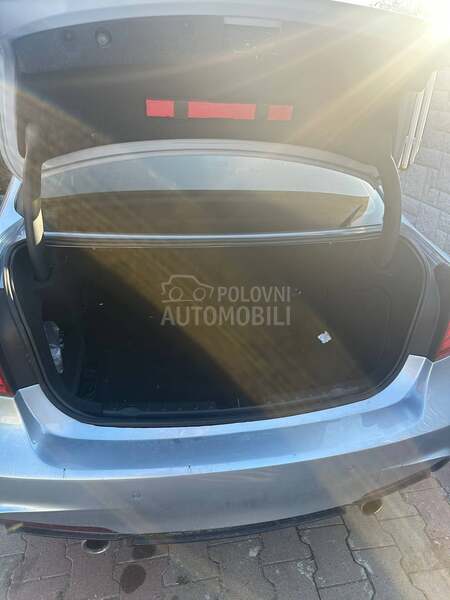 BMW 335 