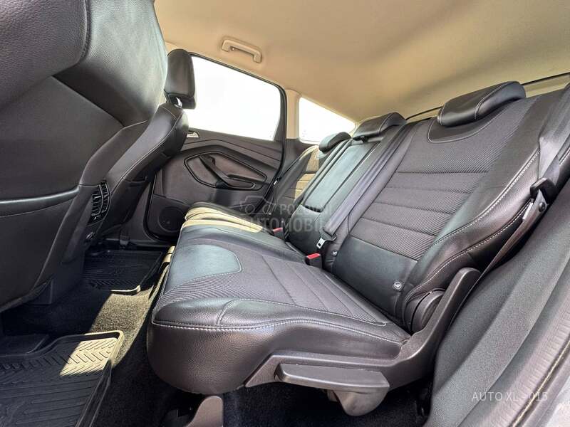 Ford Kuga 2.0 TDCI / TITANIUM