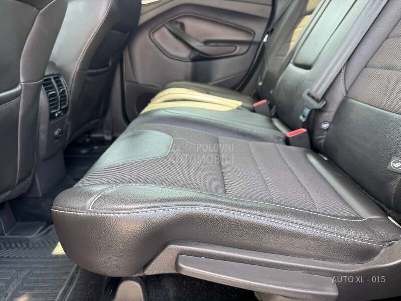 Ford Kuga 2.0 TDCI / TITANIUM