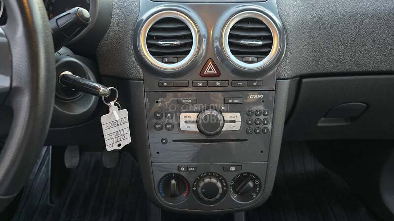 Opel Corsa D 1.3 CDTI COSSMO