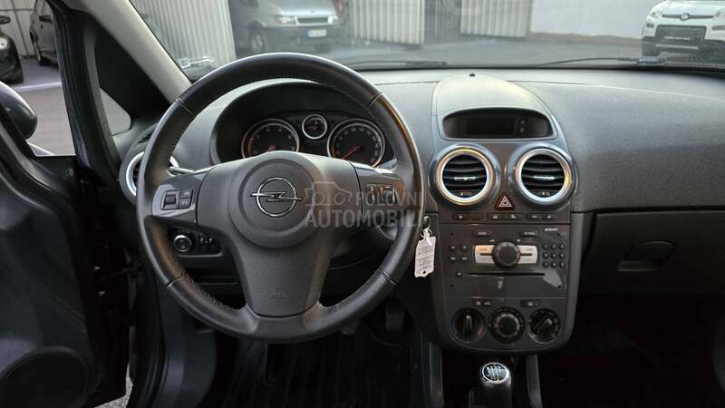 Opel Corsa D 1.3 CDTI COSSMO