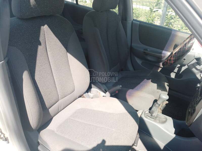 Hyundai Accent 0DLIČAN -AUT0