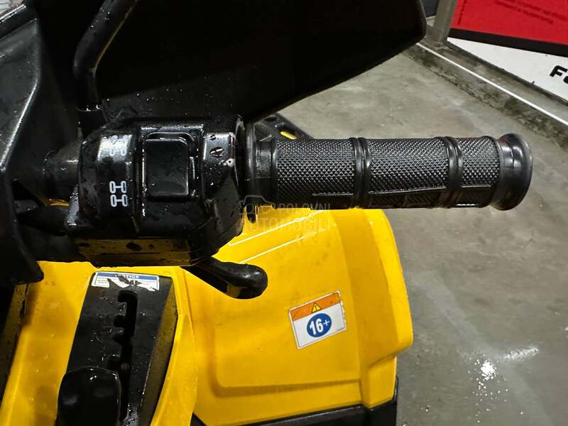 Can-Am Outlender 800XT