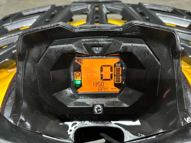 Can-Am Outlender 800XT