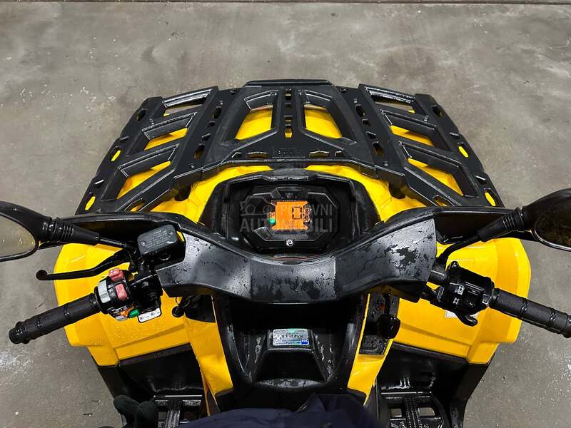 Can-Am Outlender 800XT