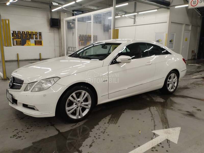 Mercedes Benz E 350 