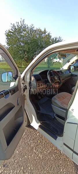 Volkswagen Transporter T5 