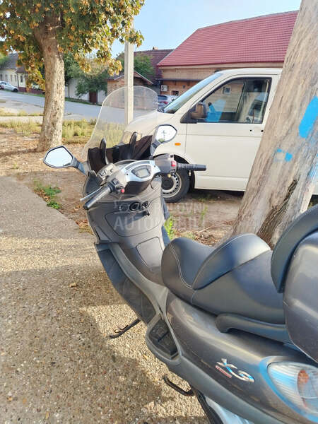 Piaggio X9 500i