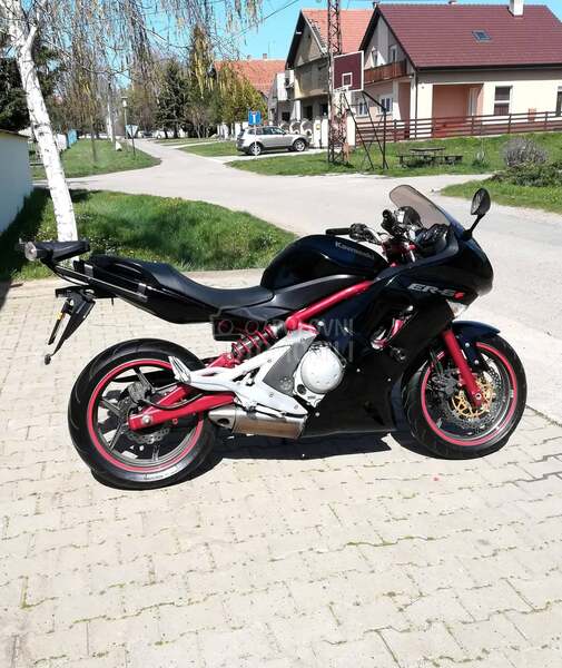 Kawasaki er6 f