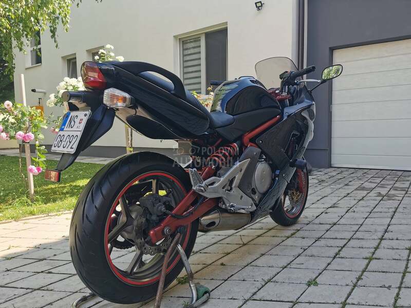 Kawasaki er6 f