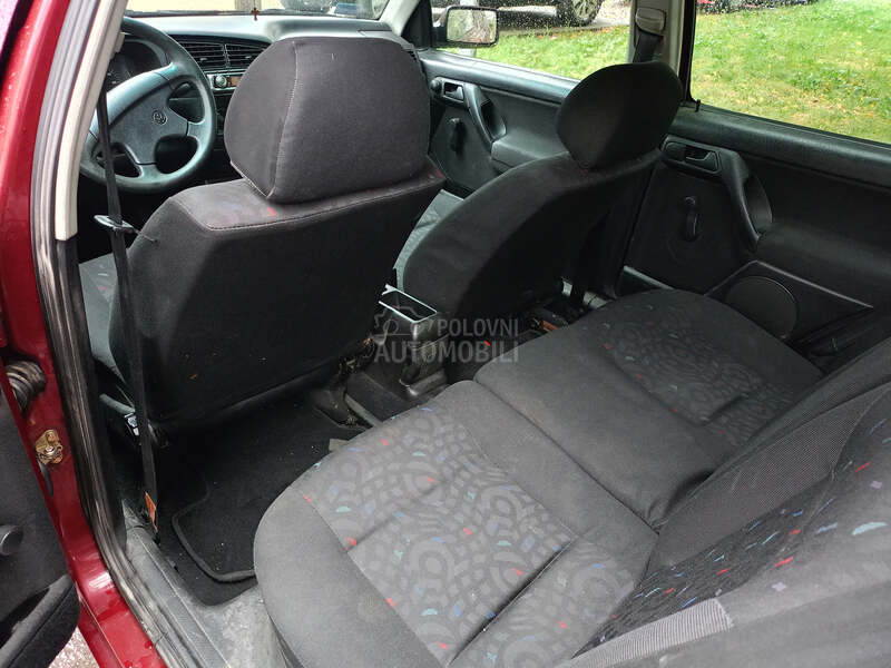 Volkswagen Vento 1.8