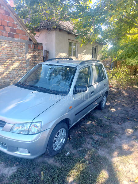 Mazda Demio 