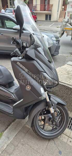 Yamaha X MAX