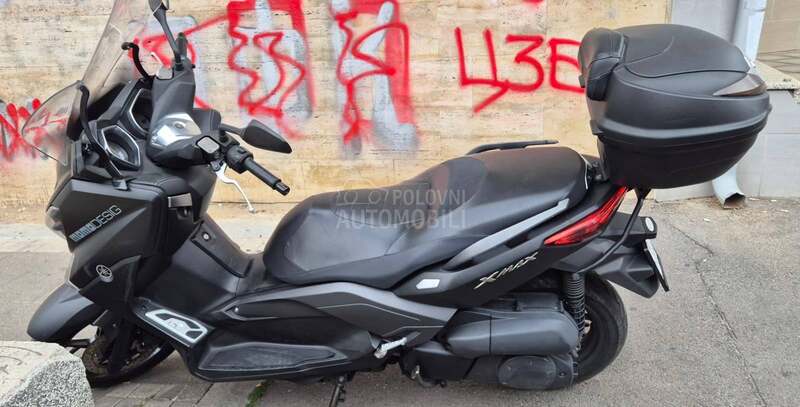 Yamaha X MAX