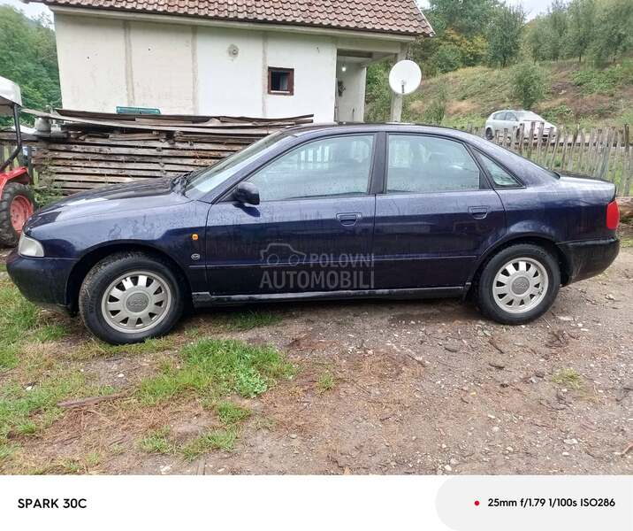 Audi A4 1,6