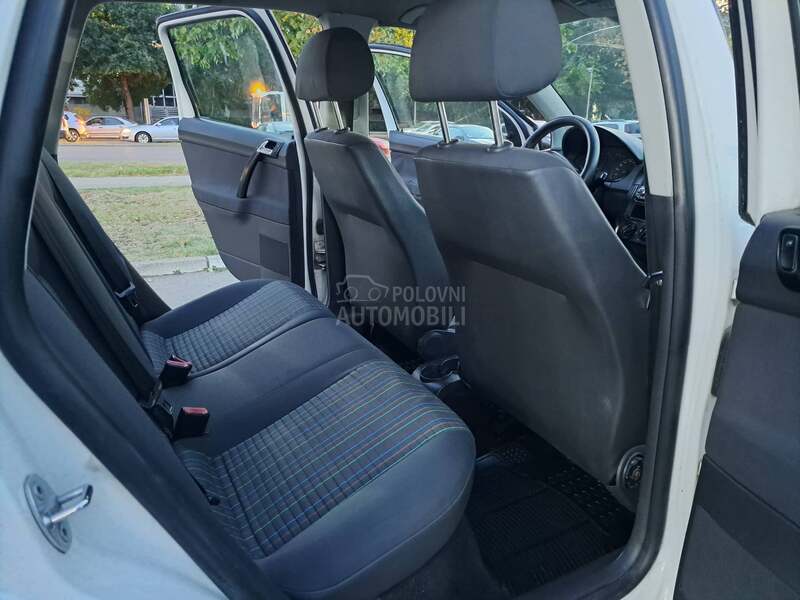 Volkswagen Polo Reeg c e l u  god