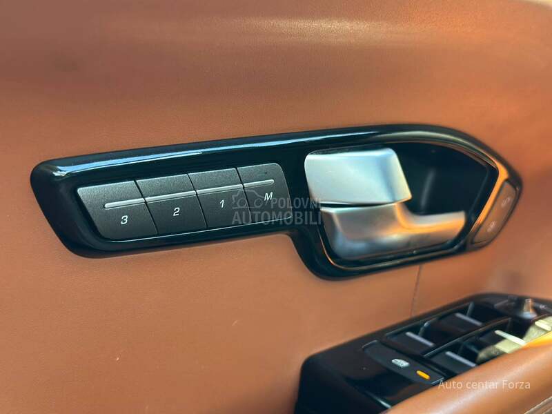 Land Rover Range Rover Evoque F U L / N O V
