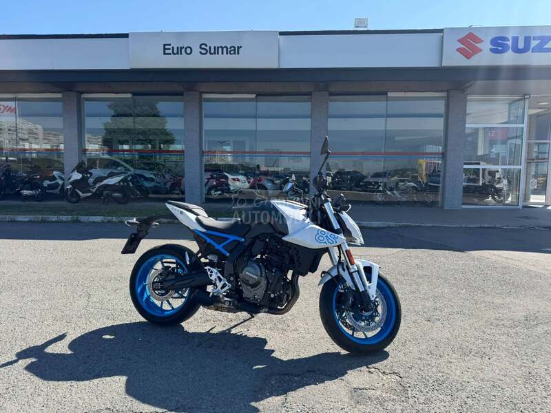 Suzuki GSX-S 8S M3