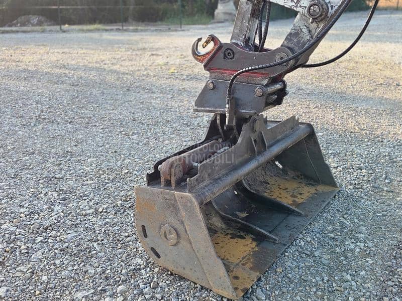 Takeuchi TB175W