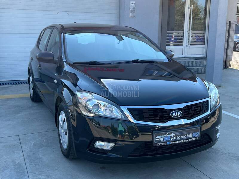 Kia cee`d 1.4b CVVT LX CITY