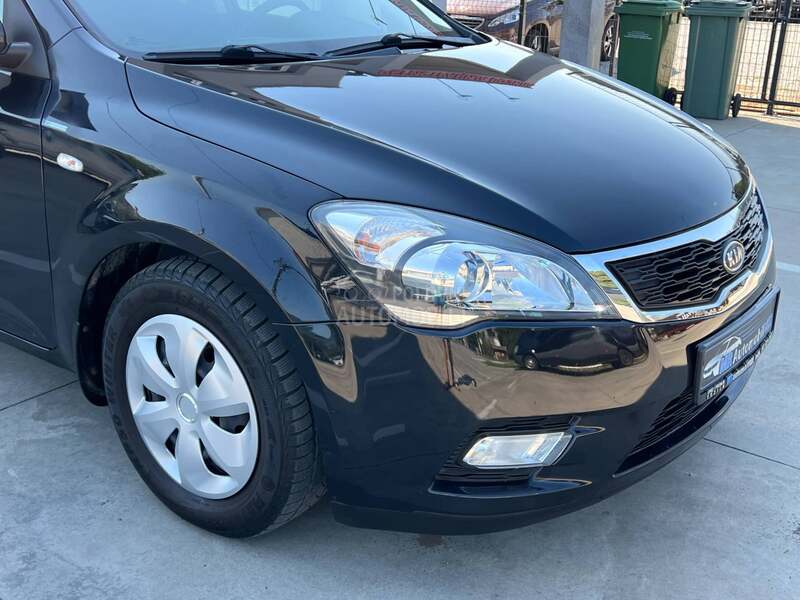 Kia cee`d 1.4b CVVT LX CITY