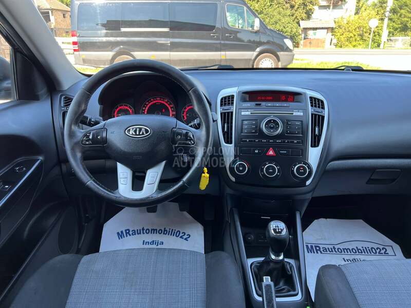 Kia cee`d 1.4b CVVT LX CITY