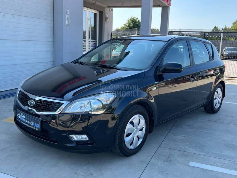 Kia cee`d 1.4b CVVT LX CITY