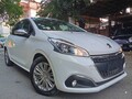 Peugeot 208 ALLURE
