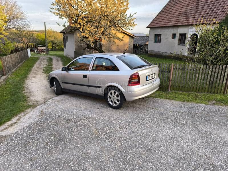 Opel Astra G 1.6 8v