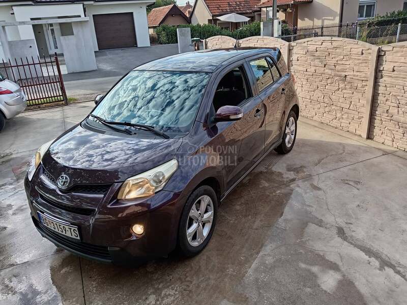 Toyota Urban Cruiser 