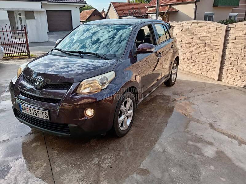Toyota Urban Cruiser 