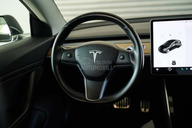 Tesla Model 3 Long Range