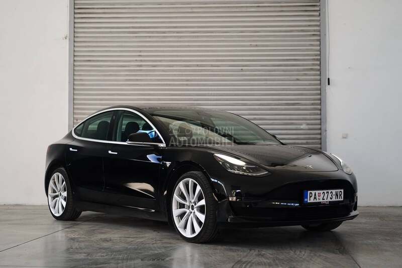 Tesla Model 3 Long Range
