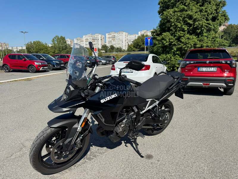 Suzuki V STROM 800 M4