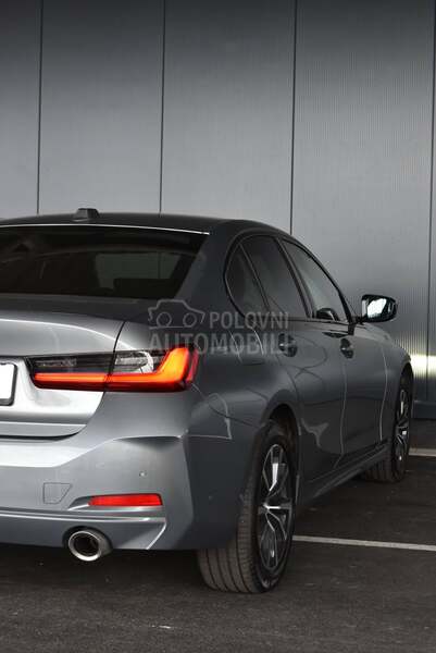 BMW 320 i xDrive AT
