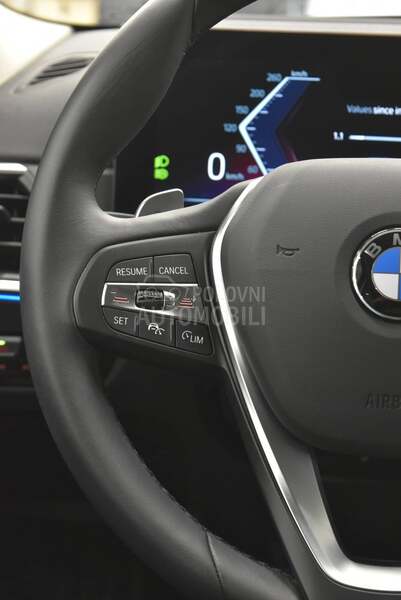 BMW 320 i xDrive AT