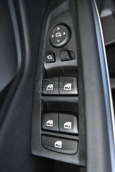BMW 320 i xDrive AT